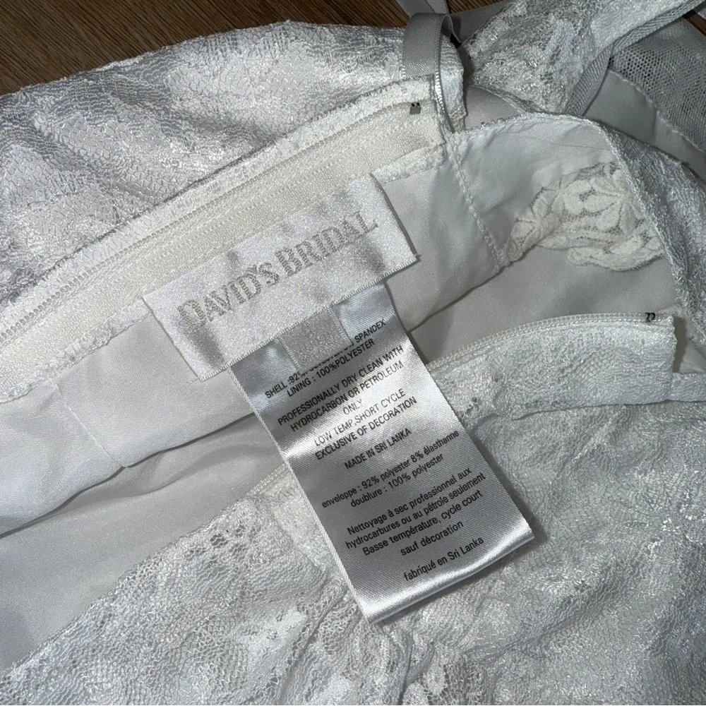 David’s Bridal White Illusion Lace Tie Back Halter Flower Girl Dress, 8 - Picture 4 of 5